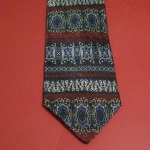 Tie Roundtree & Yorke (100% silk)